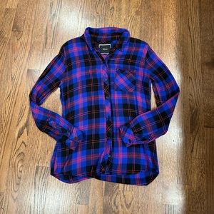 Rails button down